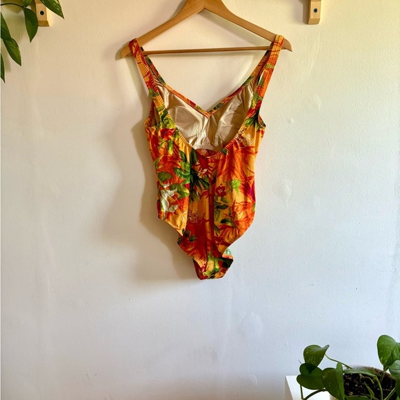 🌺 Vintage Baja Blue One-Piece Swimsuit ( S-M) - Picture 2 of 4